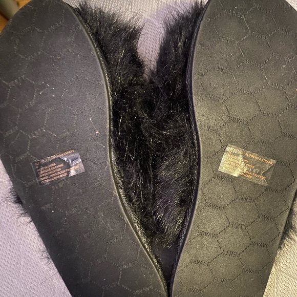 New never worn. FENTY slippers. - Picture 4 of 4